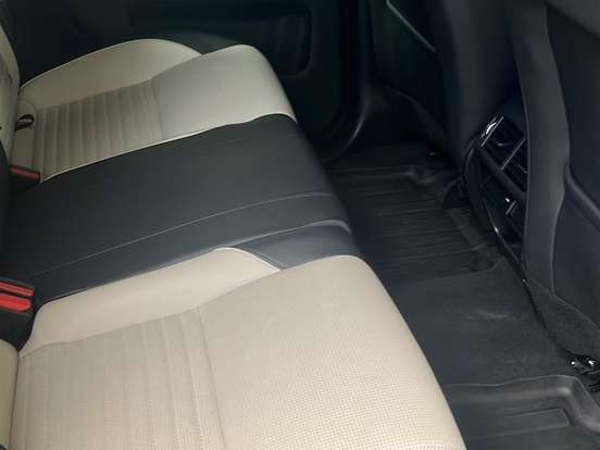 LAND ROVER-DISCOVERY SPORT-2.0 D200 TURBO DIESEL SE AUTOMÁTICO LAND ROVER-DISCOVERY SPORT-2023