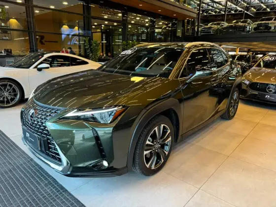 LEXUS UX 300h 2.0 VVT-I HYBRID CVT LEXUS UX 300h 2.0 VVT-I HYBRID CVT