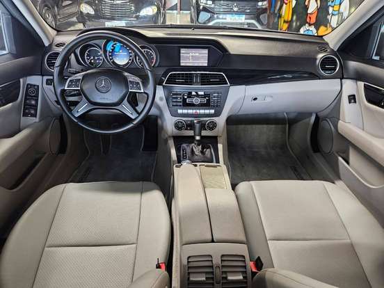 MERCEDES-BENZ-C 180-2011