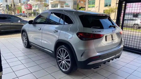 MERCEDES-BENZ-GLA 200-1.3 GCI GASOLINA AMG LINE 7G-DCT MERCEDES-BENZ-GLA 200-2022