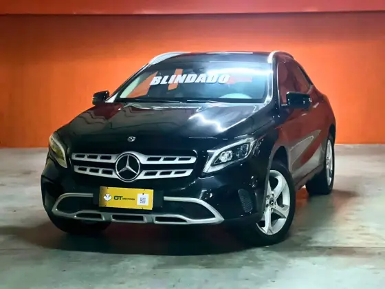 MERCEDES-BENZ GLA 200 1.6 CGI FLEX ADVANCE 7G-DCT MERCEDES-BENZ GLA 200 1.6 CGI FLEX ADVANCE 7G-DCT