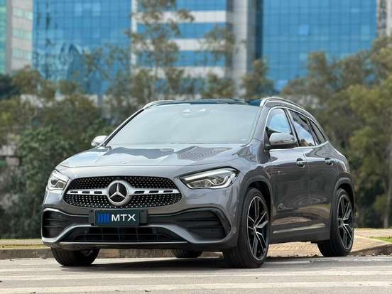 MERCEDES-BENZ-GLA 200-2022