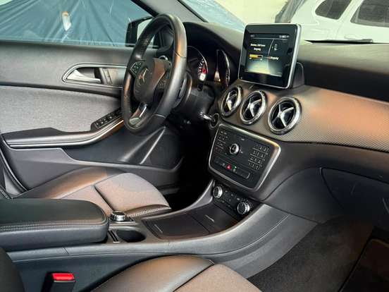 MERCEDES-BENZ-GLA 200-1.6 CGI STYLE 16V TURBO FLEX 4P AUTOMÁTICO MERCEDES-BENZ-GLA 200-2016