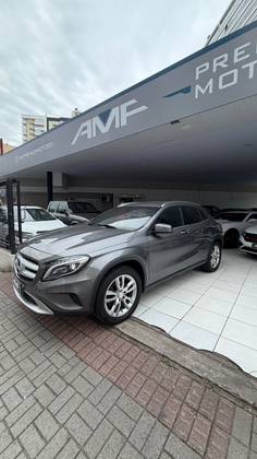 MERCEDES-BENZ GLA 200 1.6 CGI VISION 16V TURBO GASOLINA 4P AUTOMÁTICO