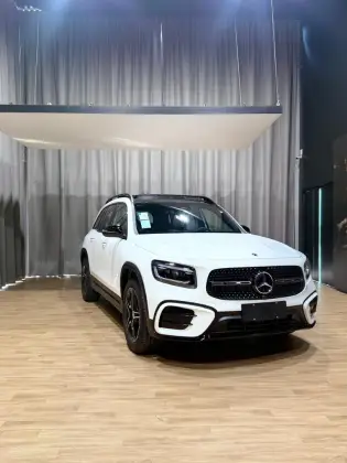 MERCEDES-BENZ GLB 220 2.0 MHEV NIGHT EDITION 4MATIC 8G-DCT
