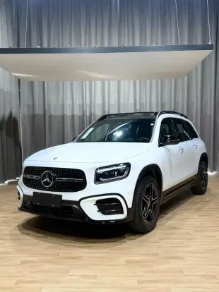 MERCEDES-BENZ-GLB 220-2026