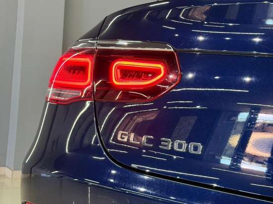 MERCEDES-BENZ-GLC 300-2.0 CGI GASOLINA COUPÉ AMG LINE 4MATIC 9G-TRONIC MERCEDES-BENZ-GLC 300-2022