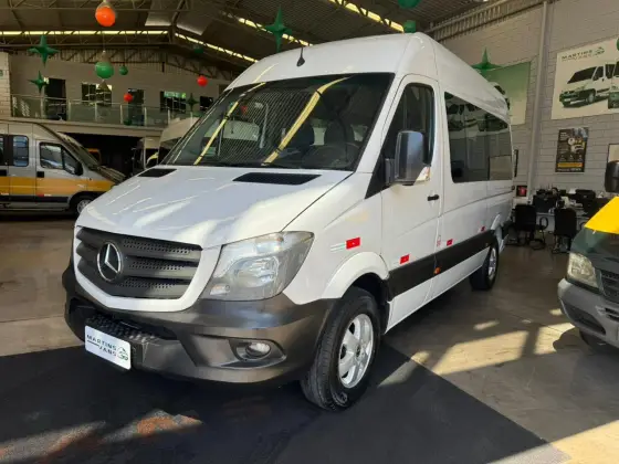 MERCEDES-BENZ SPRINTER 2.2 CDI DIESEL VAN 415 LONGO 16L MANUAL MERCEDES-BENZ SPRINTER 2.2 CDI DIESEL VAN 415 LONGO 16L MANUAL
