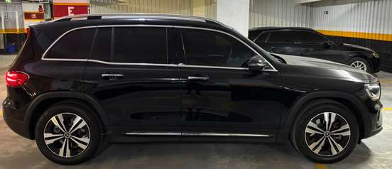 MERCEDES-BENZ-GLB 220-2025