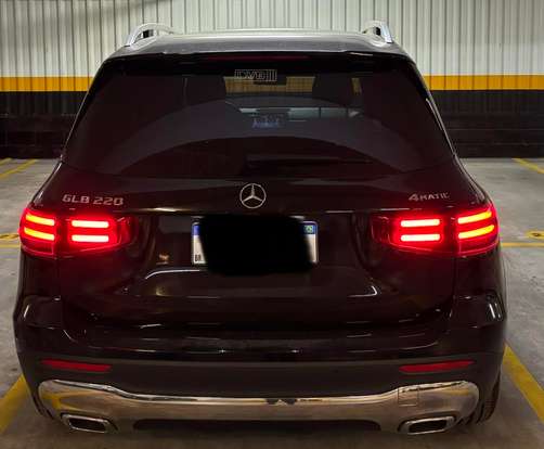 MERCEDES-BENZ-GLB 220-2025
