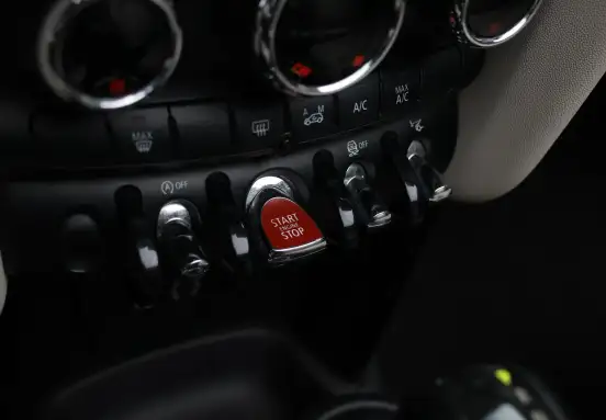MINI-COOPER-2015