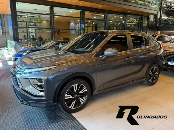 MITSUBISHI ECLIPSE CROSS 1.5 MIVEC TURBO GASOLINA HPE-S CVT MITSUBISHI ECLIPSE CROSS 1.5 MIVEC TURBO GASOLINA HPE-S CVT