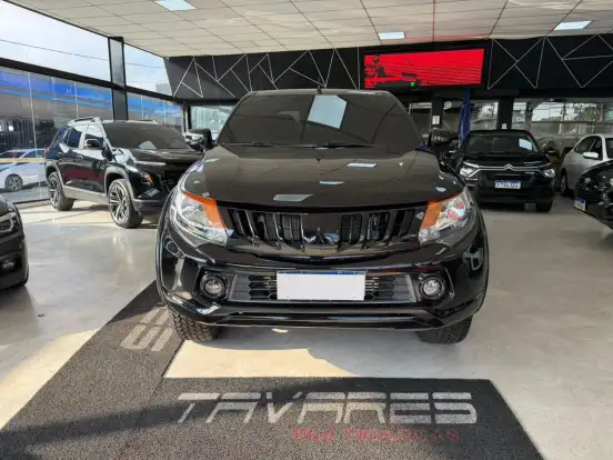 MITSUBISHI-L200 TRITON-2.4 16V TURBO DIESEL SPORT HPE CD 4P 4X4 AUTOMÁTICO MITSUBISHI-L200 TRITON-2019