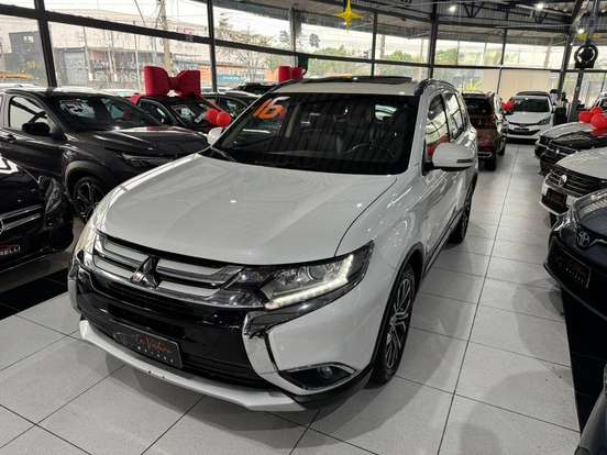 MITSUBISHI-OUTLANDER-2.0 16V GASOLINA 4P AUTOMÁTICO MITSUBISHI-OUTLANDER-2015