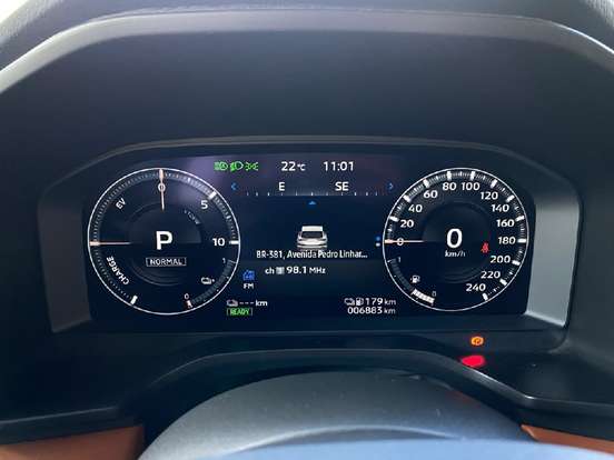 MITSUBISHI-OUTLANDER-2025