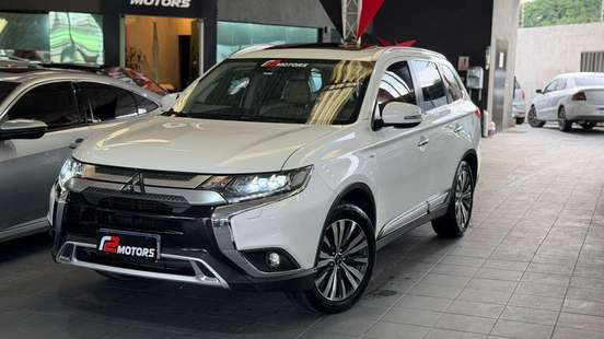 MITSUBISHI-OUTLANDER-3.0 MIVEC V6 GASOLINA HPE-S AWD AUTOMÁTICO MITSUBISHI-OUTLANDER-2020