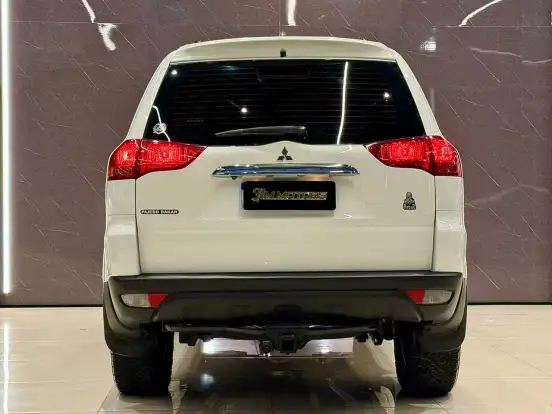 MITSUBISHI-PAJERO-2.5 HD 4X4 8V TURBO INTERCOOLER DIESEL 4P MANUAL MITSUBISHI-PAJERO-2011