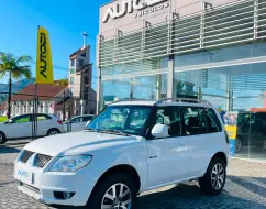 MITSUBISHI PAJERO TR4 2.0 4X4 16V 140CV FLEX 4P AUTOMÁTICO MITSUBISHI PAJERO TR4 2.0 4X4 16V 140CV FLEX 4P AUTOMÁTICO