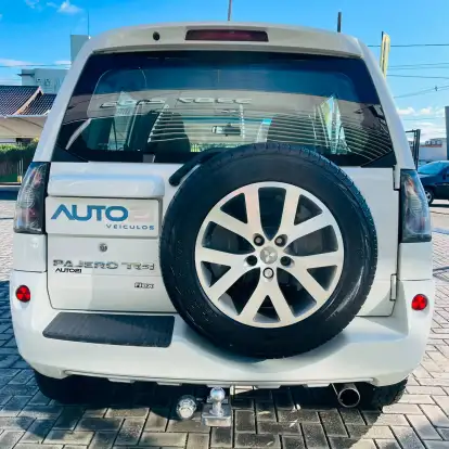 MITSUBISHI-PAJERO TR4-2014