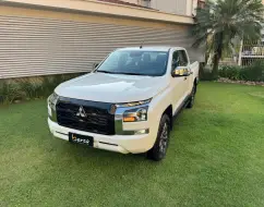 MITSUBISHI TRITON 2.4 BITURBO DIESEL CD HPE 4X4 AUTOMÁTICO MITSUBISHI TRITON 2.4 BITURBO DIESEL CD HPE 4X4 AUTOMÁTICO