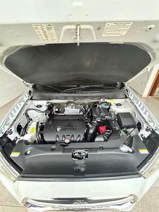 MITSUBISHI-ASX-2014