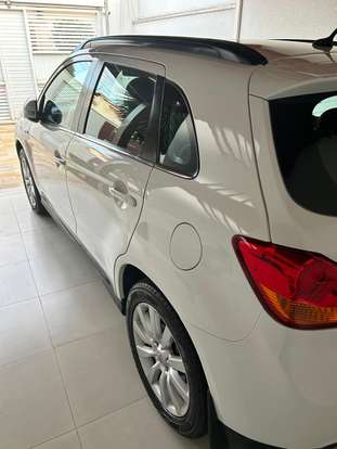 MITSUBISHI-ASX-2014