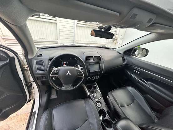 MITSUBISHI-ASX-2014