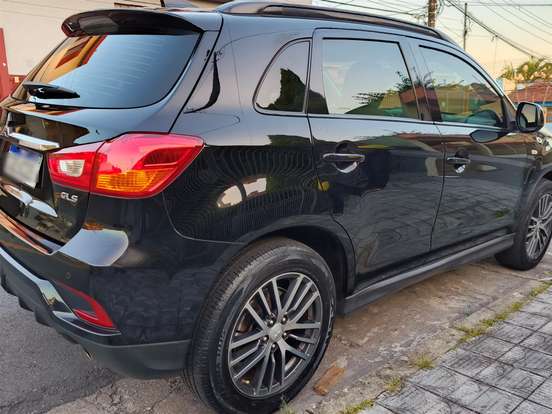MITSUBISHI-ASX-2020