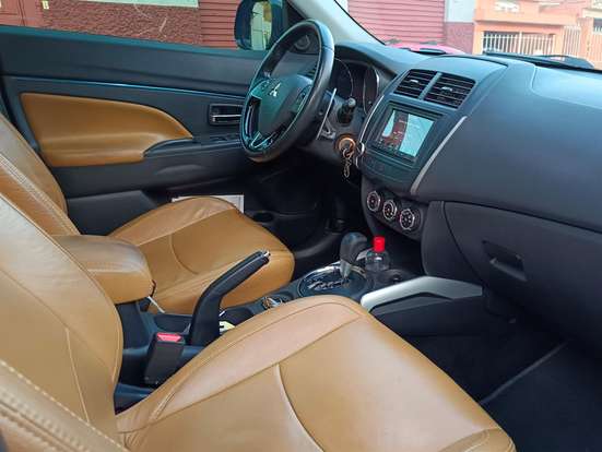 MITSUBISHI-ASX-2020