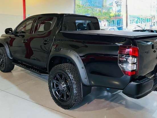 MITSUBISHI-L200 TRITON-2.4 16V TURBO DIESEL SPORT HPE CD 4P 4X4 AUTOMÁTICO MITSUBISHI-L200 TRITON-2021