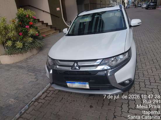 MITSUBISHI-OUTLANDER-2.0 16V GASOLINA 4P AUTOMÁTICO MITSUBISHI-OUTLANDER-2015