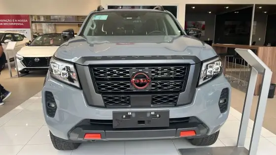 NISSAN FRONTIER 2.3 16V TURBO DIESEL PRO4X CD 4X4 AUTOMÁTICO NISSAN FRONTIER 2.3 16V TURBO DIESEL PRO4X CD 4X4 AUTOMÁTICO