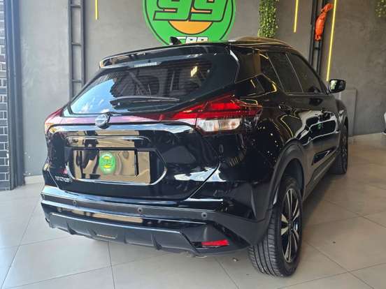 NISSAN-KICKS-2024