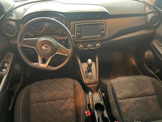 NISSAN-KICKS-2023