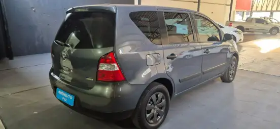 NISSAN-LIVINA-2009