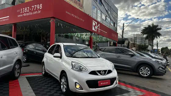 NISSAN MARCH 1.6 SV 16V FLEX 4P MANUAL NISSAN MARCH 1.6 SV 16V FLEX 4P MANUAL