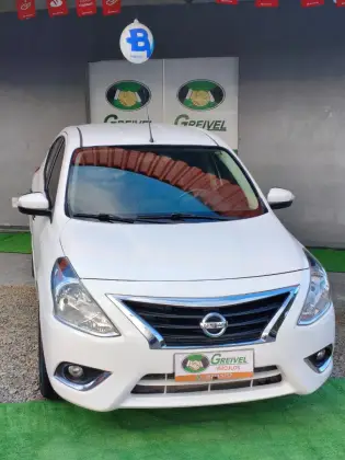 NISSAN VERSA 1.6 16V FLEXSTART UNIQUE 4P XTRONIC NISSAN VERSA 1.6 16V FLEXSTART UNIQUE 4P XTRONIC