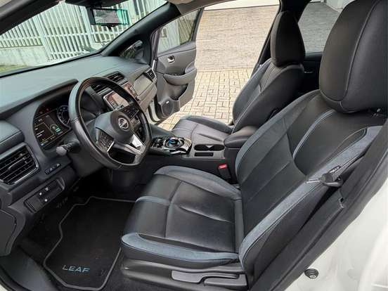 NISSAN-LEAF-B12P 40 ELÉTRICO NISSAN-LEAF-2022