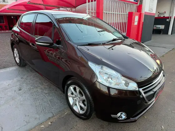 PEUGEOT 208 1.5 ALLURE 8V FLEX 4P MANUAL PEUGEOT 208 1.5 ALLURE 8V FLEX 4P MANUAL