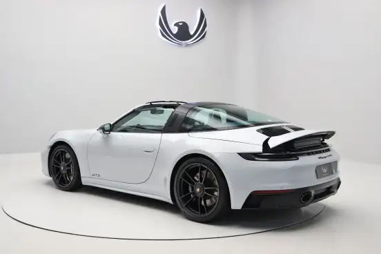 PORSCHE-911-2023