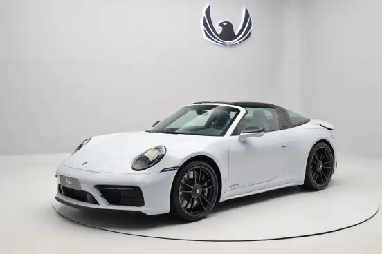 PORSCHE-911-2023