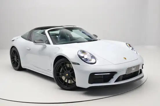 PORSCHE-911-2023