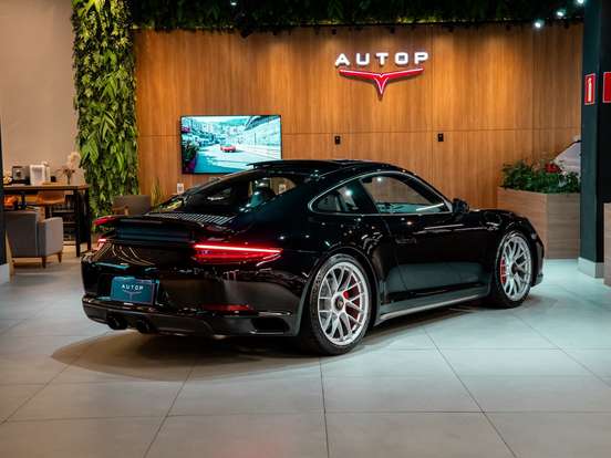PORSCHE-911-2019