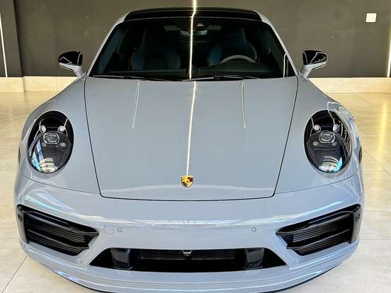 PORSCHE-911-2023
