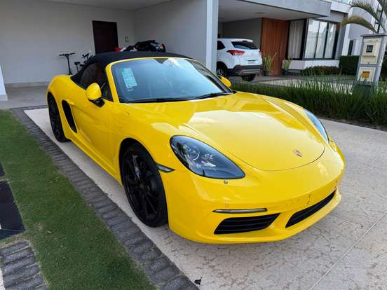 PORSCHE-718-2024