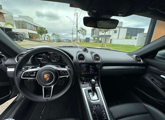 PORSCHE-718-2024
