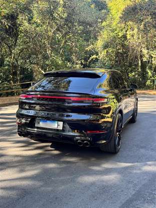 PORSCHE-CAYENNE-2024