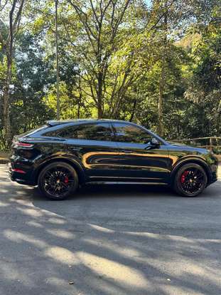 PORSCHE-CAYENNE-2024