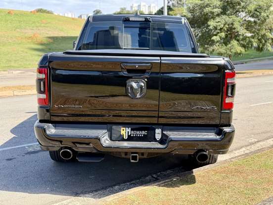 RAM-1500-5.7 V8 GASOLINA LIMITED NIGHT EDITION CD 4X4 AUTOMÁTICO RAM-1500-2023