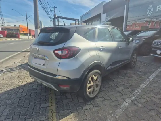RENAULT CAPTUR 1.6 16V SCE FLEX INTENSE X-TRONIC